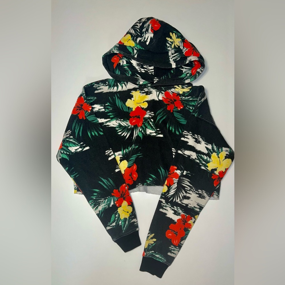 Urban Outfitters Vintage Look Hawaiian Print Crop Hoodie S